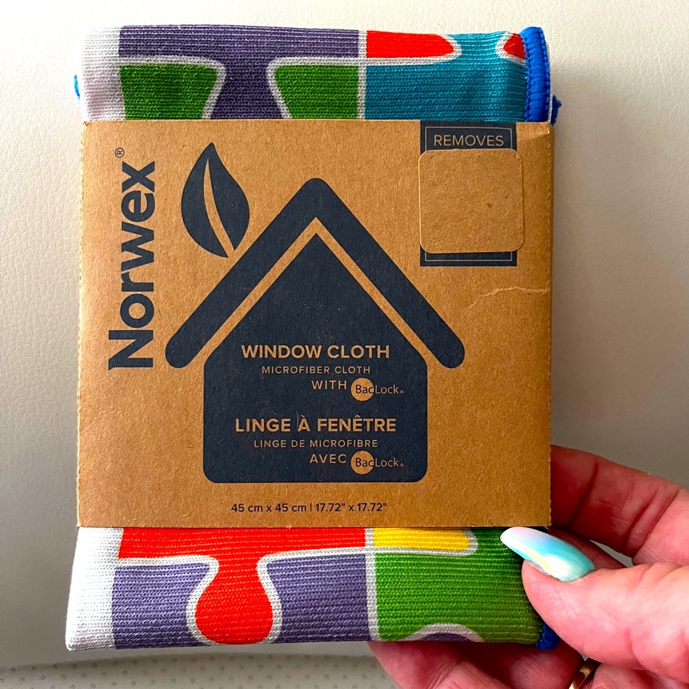 Norwex NEW Multicolor Puzzle Design Cloth (Proceeds to Autism Awareness) - Picture 2 of 7